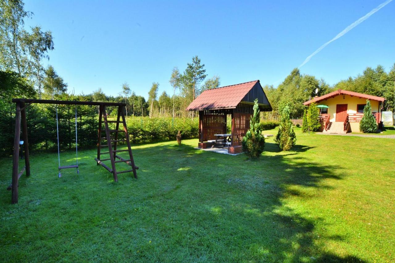 Holiday Home Close To The Lake Shore, Dabrowica Dabrowica  ภายนอก รูปภาพ